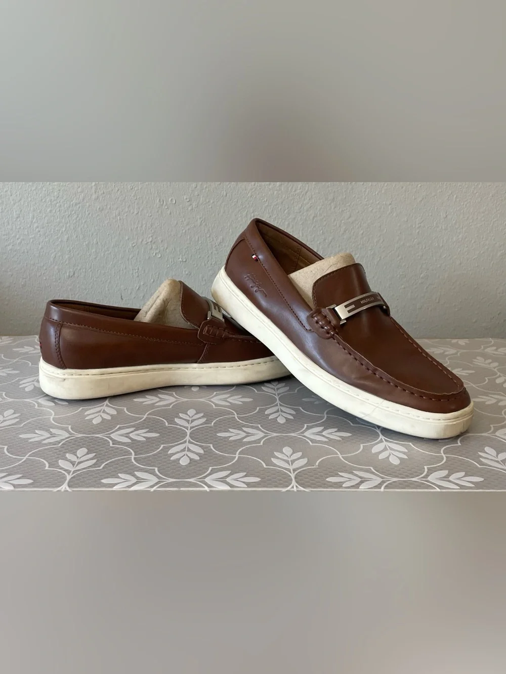 Tommy Hilfiger Men’s Brown Leather Loafers Logo Bit Slip On Shoes